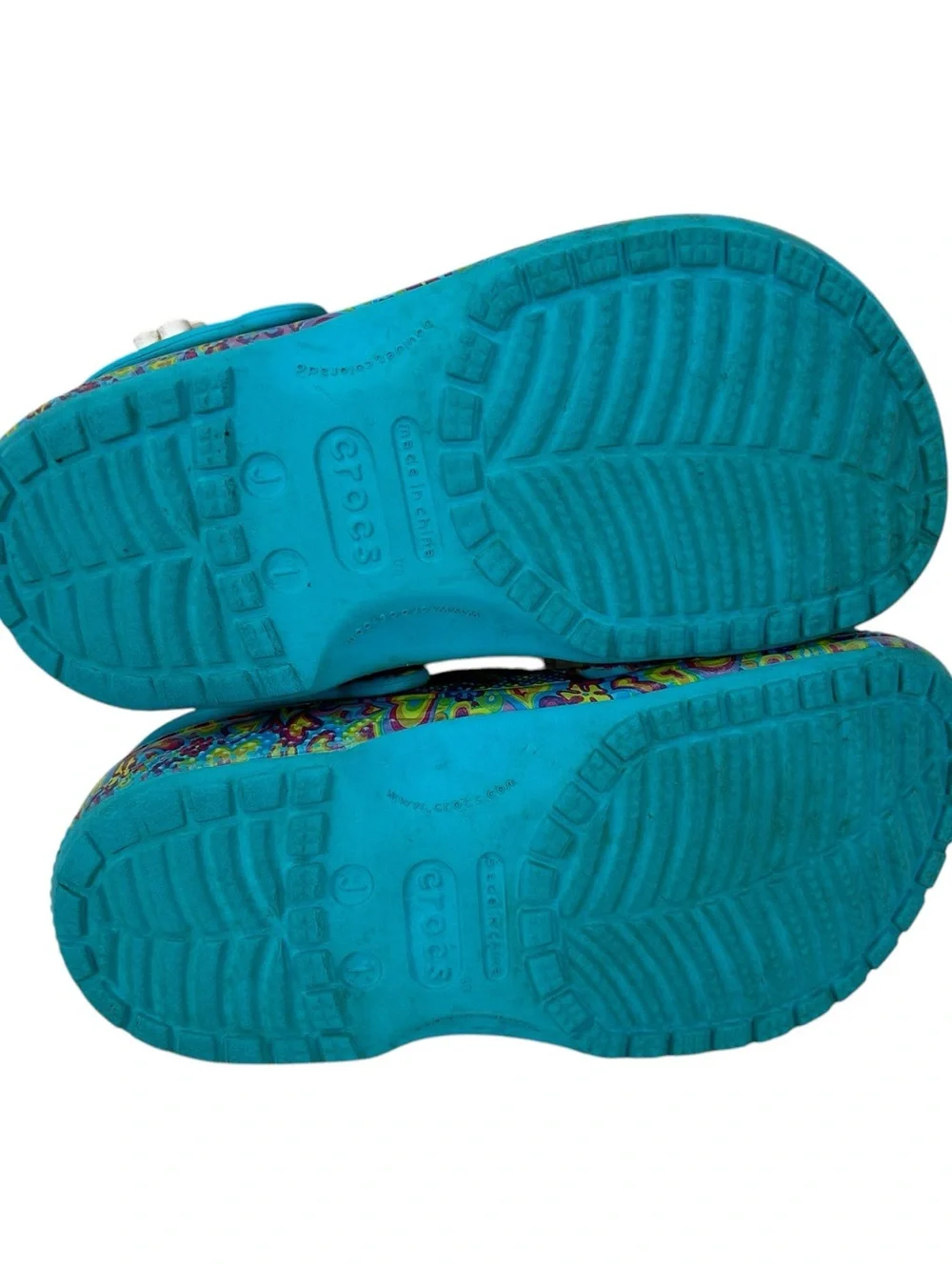 Crocs x Lisa Frank Classic Clog Kids J1 Rainbow Psychedelic Jibbitz 2022